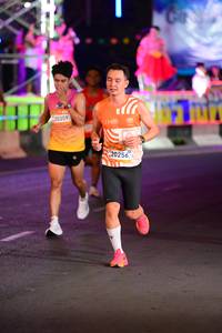 BIB: 20359, 20256
                            <button type="button" onclick="openModal(22872392)" class="btn btn-primary btn-sm float-right btn-popup" data-toggle="modal" data-target=".modal-high-quality">
                        <i class="fas fa-shopping-cart"></i> Add to Cart
                    </button>
                                            <button type="button" onclick="isThisMe(22872392, true)" class="btn btn-success btn-sm float-right btn-popup btn-isme hidden" data-toggle="tooltip" data-placement="bottom" title="นี่คือรูปของคุณใช่ไหม คลิกที่นี่เพื่อเอาเข้าอัลบั้ม">
                        <i class="fas fa-plus"></i> Add to album
                    </button>
                    <button type="button" onclick="isThisMe(22872392, false)" class="btn btn-warning btn-sm float-right btn-popup btn-isnotme hidden">
                        <i class="fas fa-ban"></i> Remove from album
                    </button>